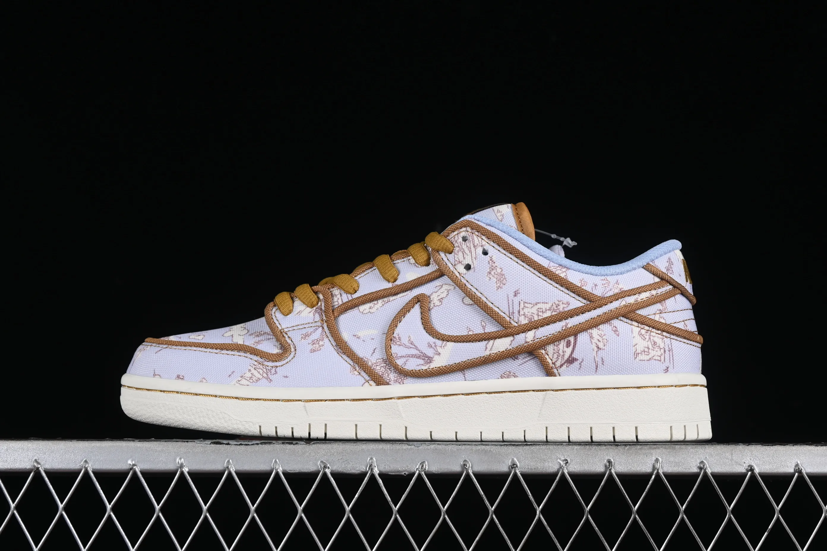 All Categories Nk SB Dunk Series Nk SB Dunk Low Low-top sneakers N version Nk SB Dunk Low Premium "Pastoral Print" Pastoral print SB low-top casual sneakers FN5880-001